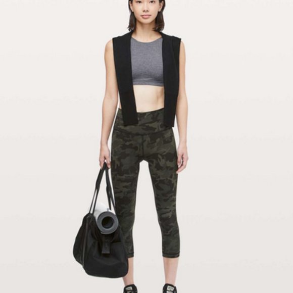 Lululemon  -  Wunder Under Crop High-Rise - Camo - 6 - Picture 3 of 13